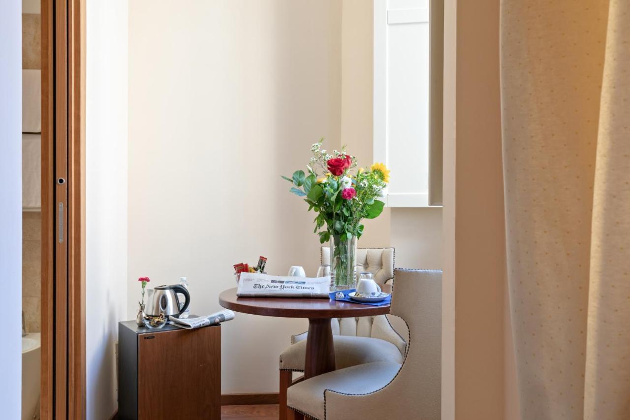 Vatican Domus Smart Rooms Rome Bagian luar foto